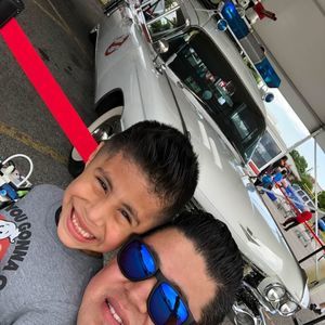 Meet your Posher, Hector